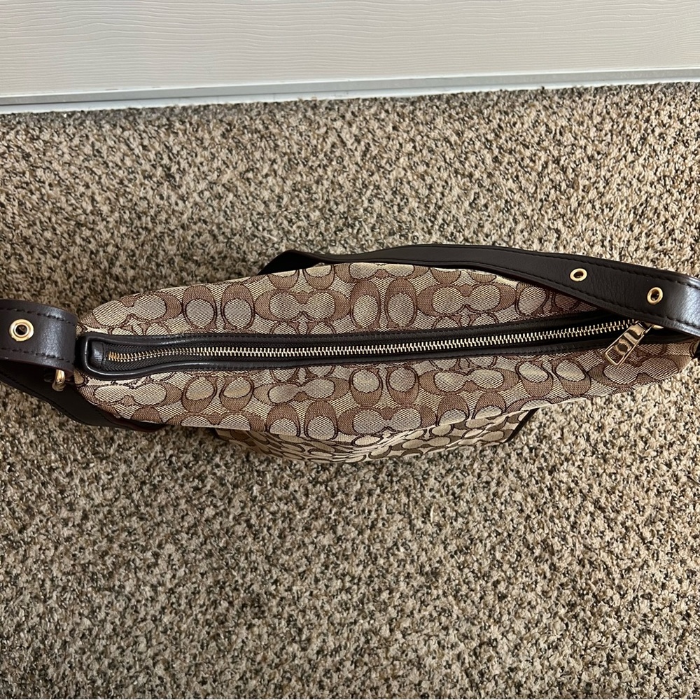 Coach - Signature Jacquard Dufflette - Khaki/Brown/Light Gold - Picture 6 of 15